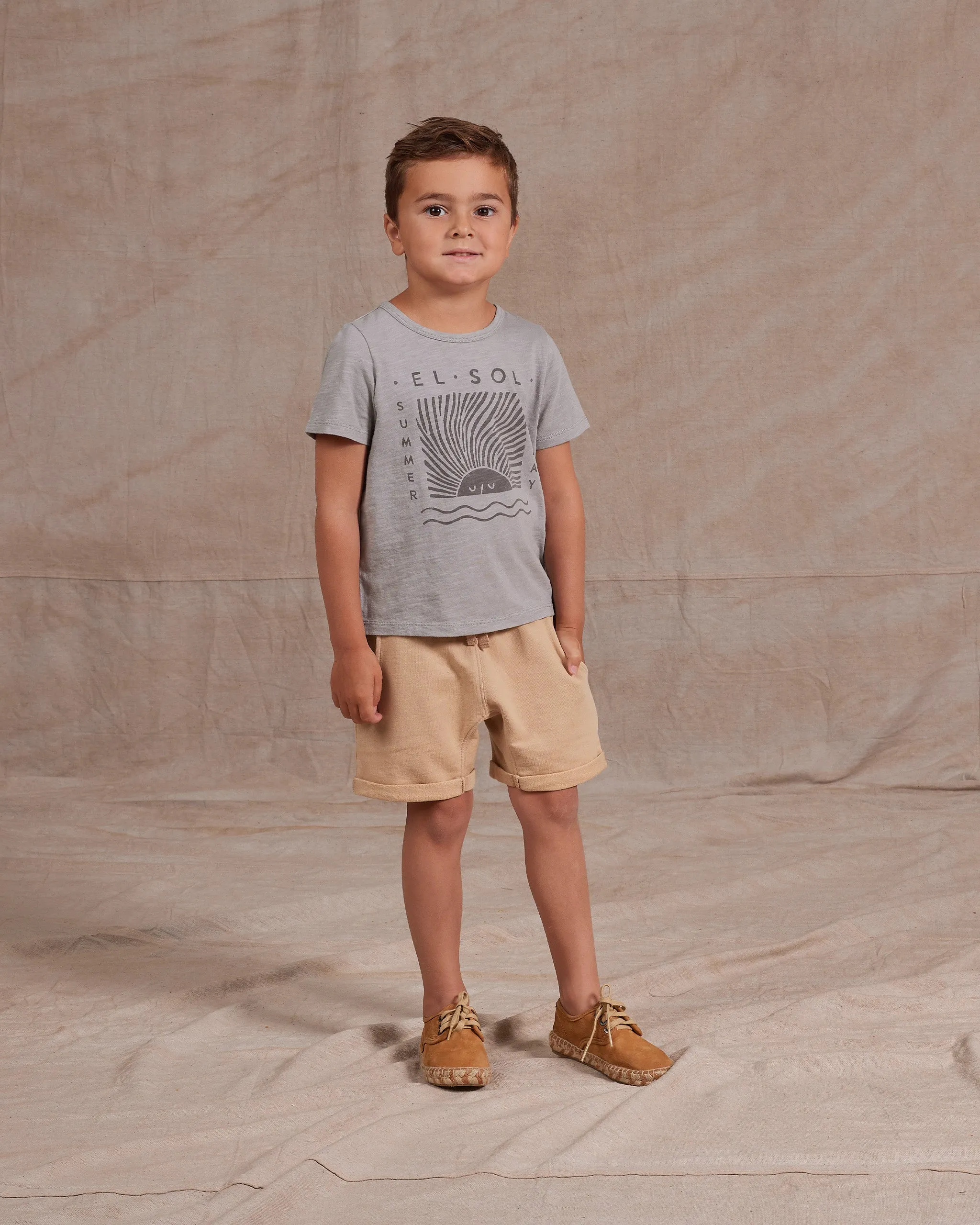 basic tee || el sol