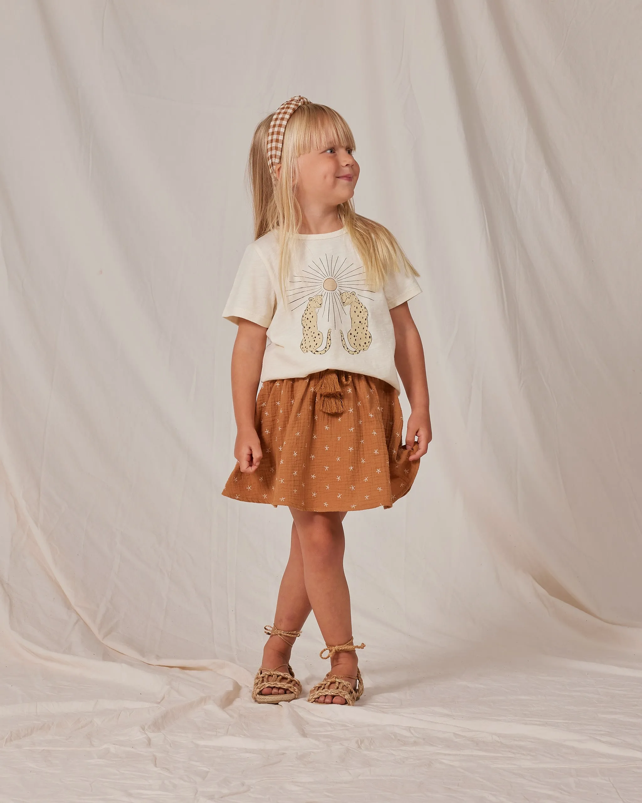 basic tee || shine