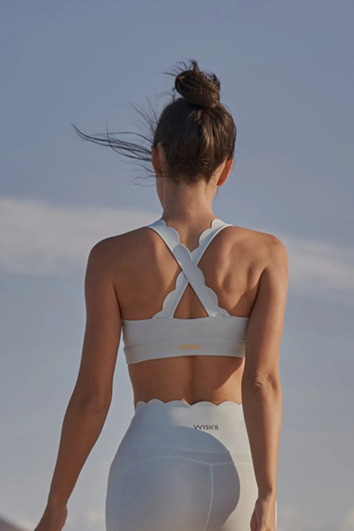 Cross Back Sports Bra WISKII