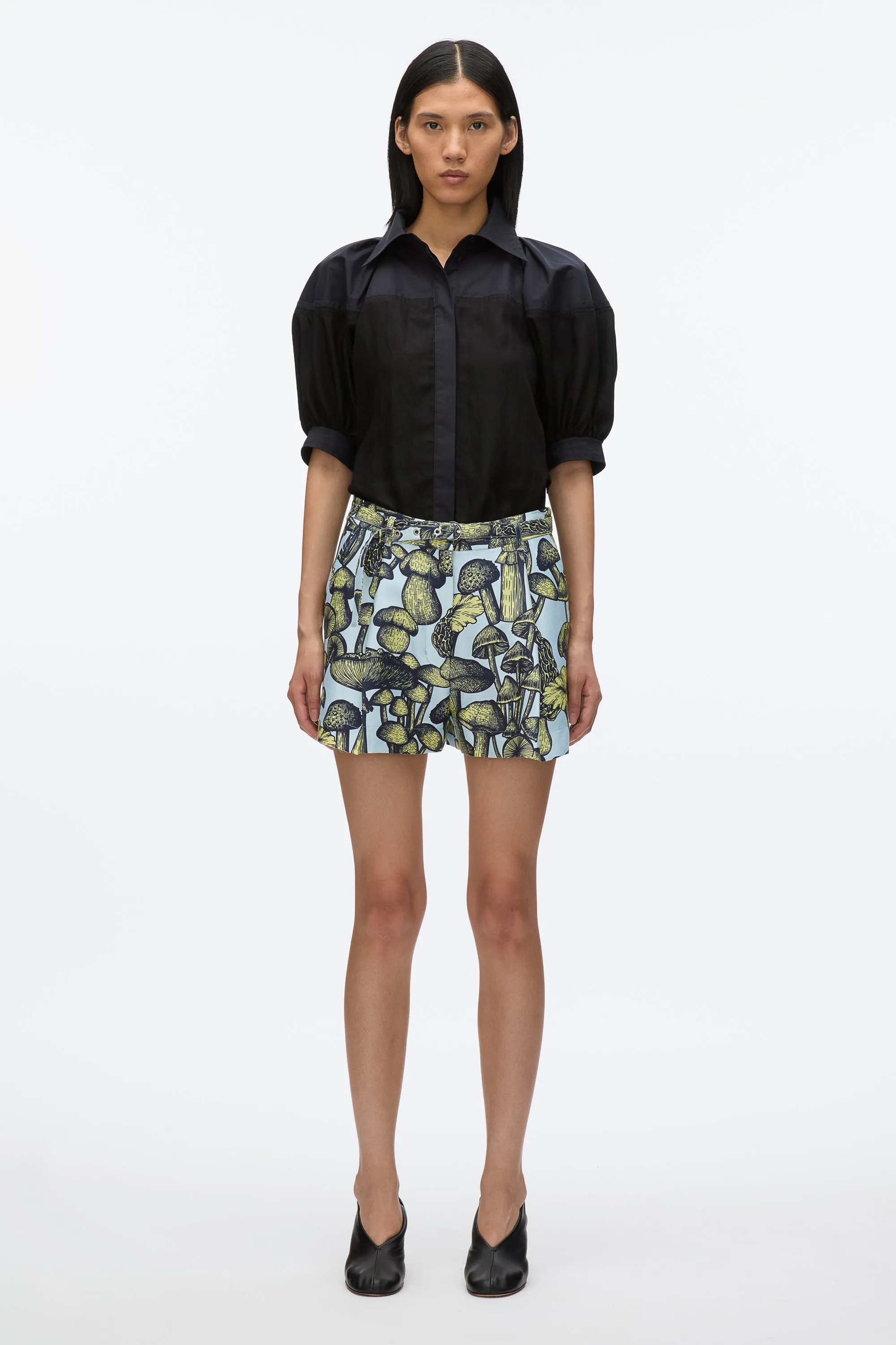 Ethereal Mushroom Single Pleat Short