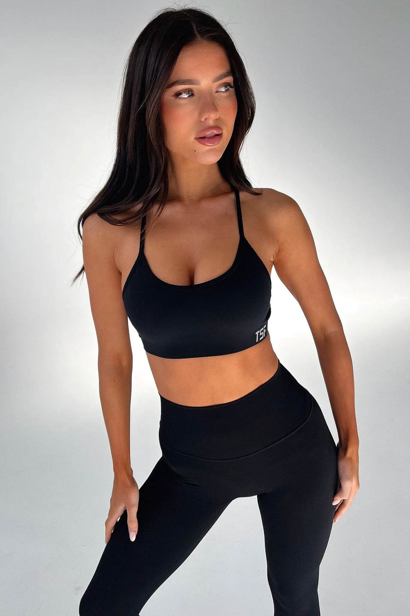 Kamari Open Back Sports Bra - Black