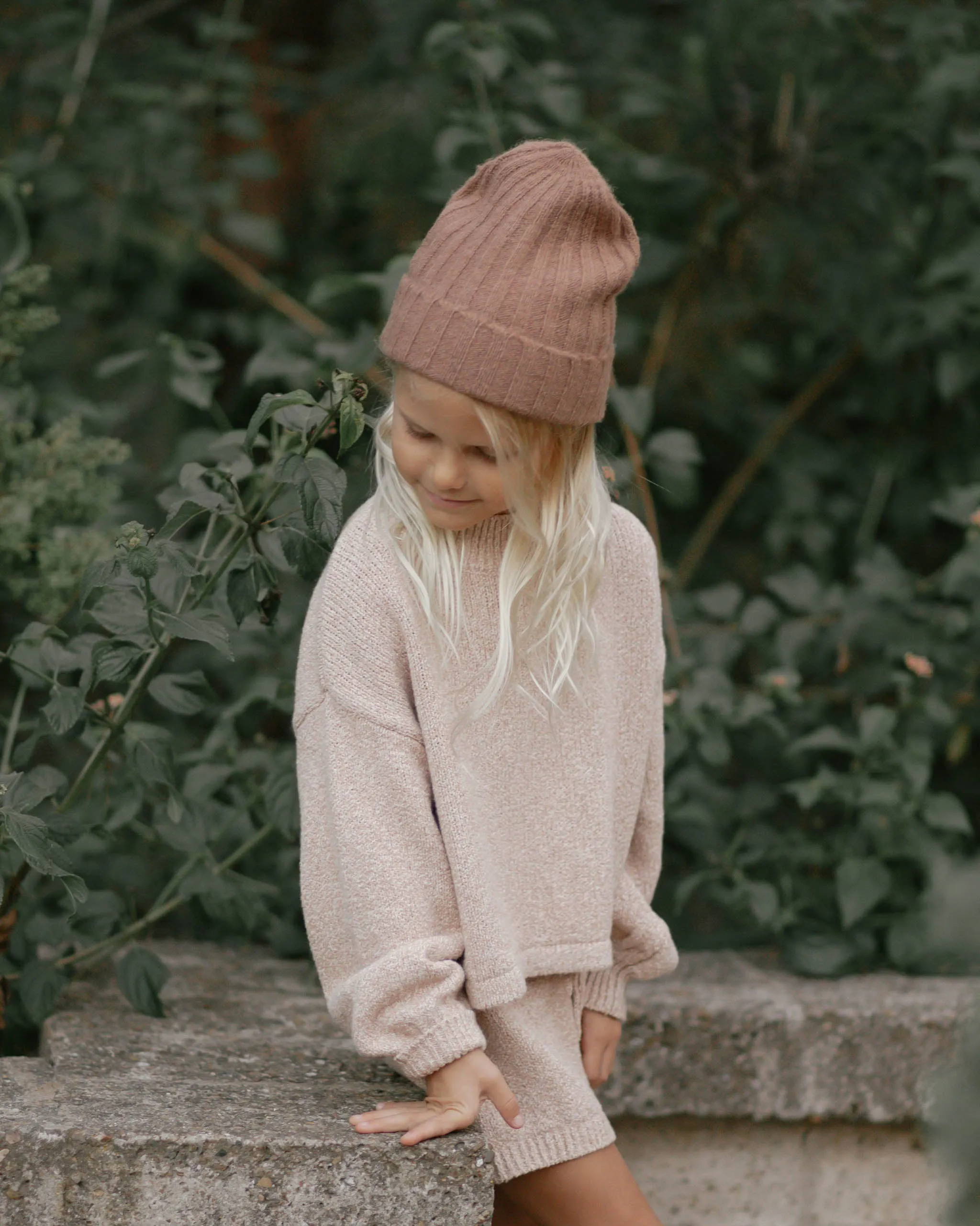 knit shorts || heathered rose