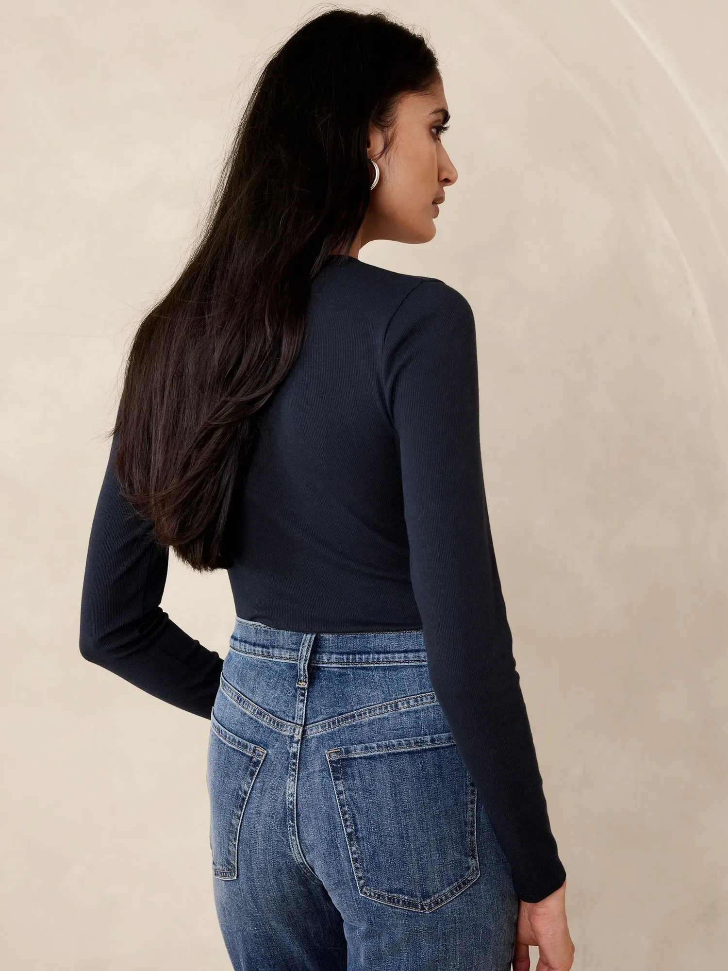 Ribbed Crew-Neck T-Shirt Banana Republic