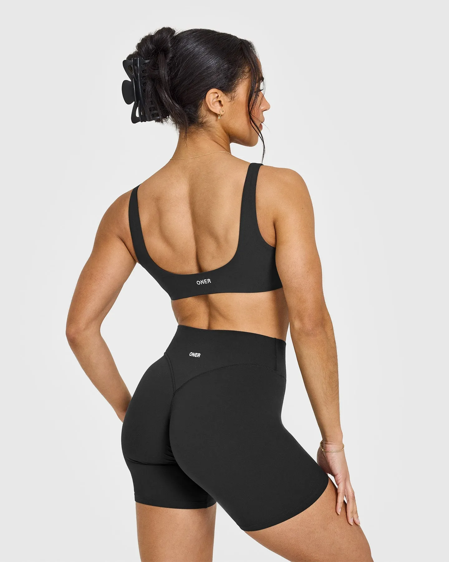 SoftMotion Scoop Back Bralette | Soft Black