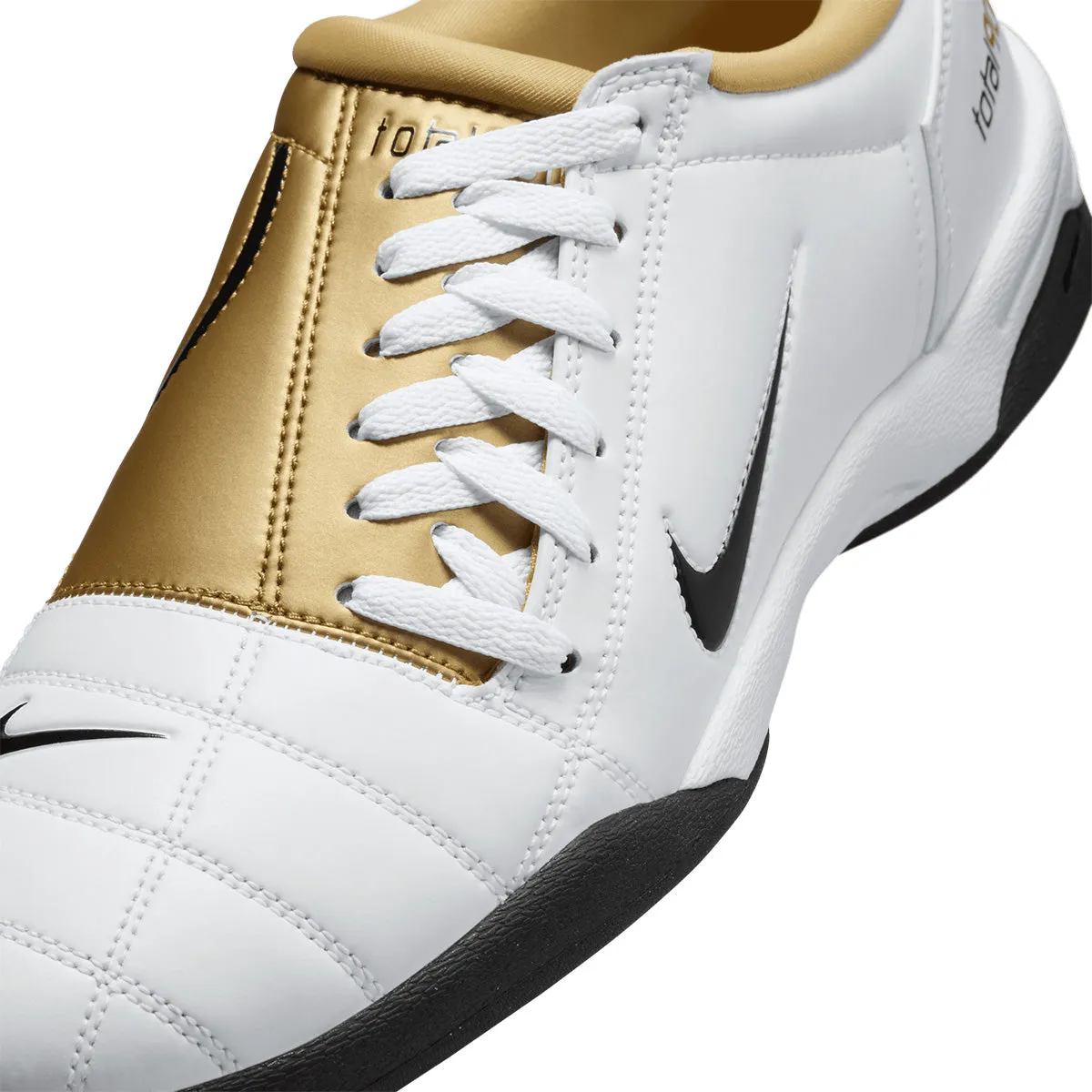 Total 90 III 'White Metallic Gold'