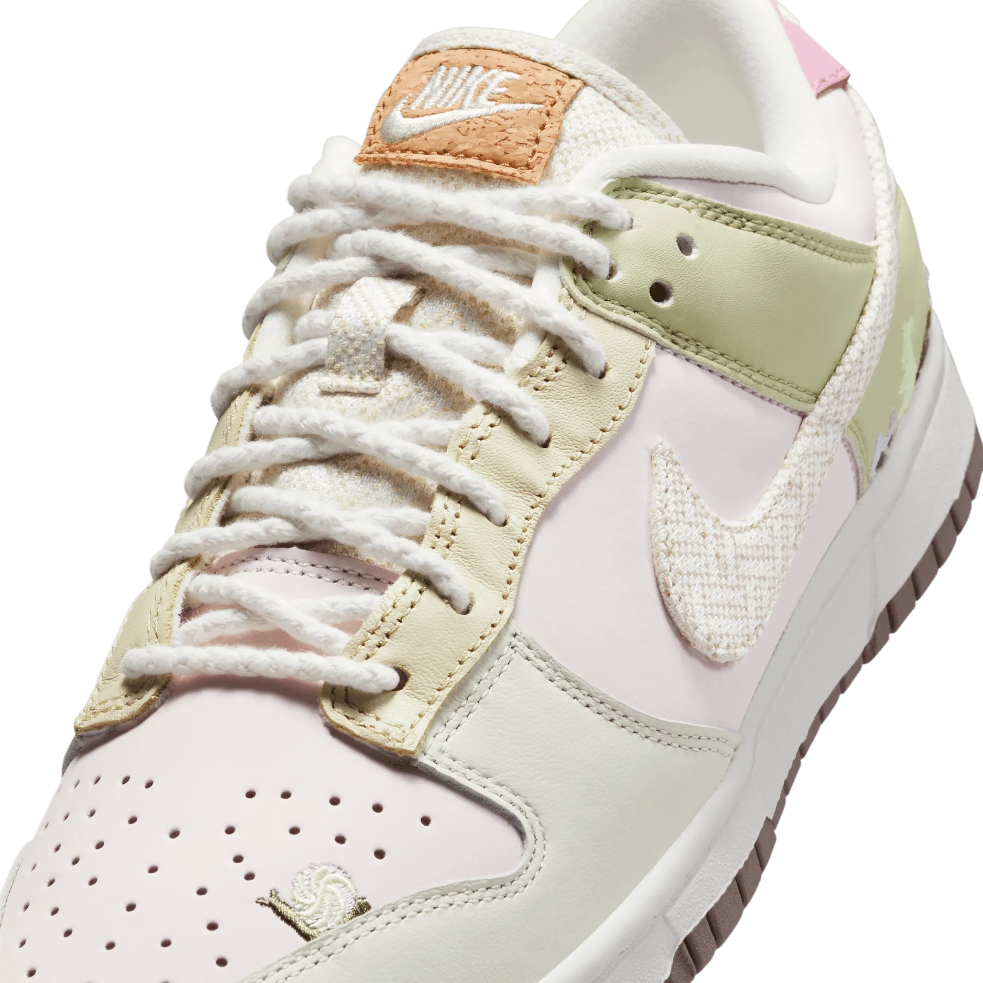 Wmns Dunk Low LX 'Mushroom'